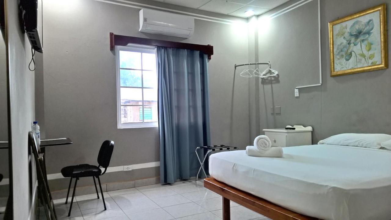 Maya Bella Downtown Hotel San Ignacio Kültér fotó