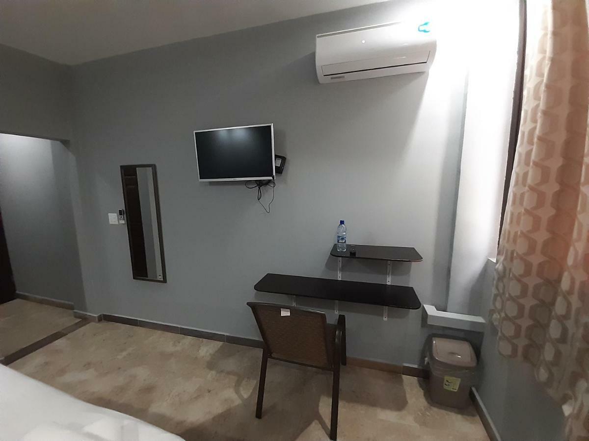 Maya Bella Downtown Hotel San Ignacio Kültér fotó