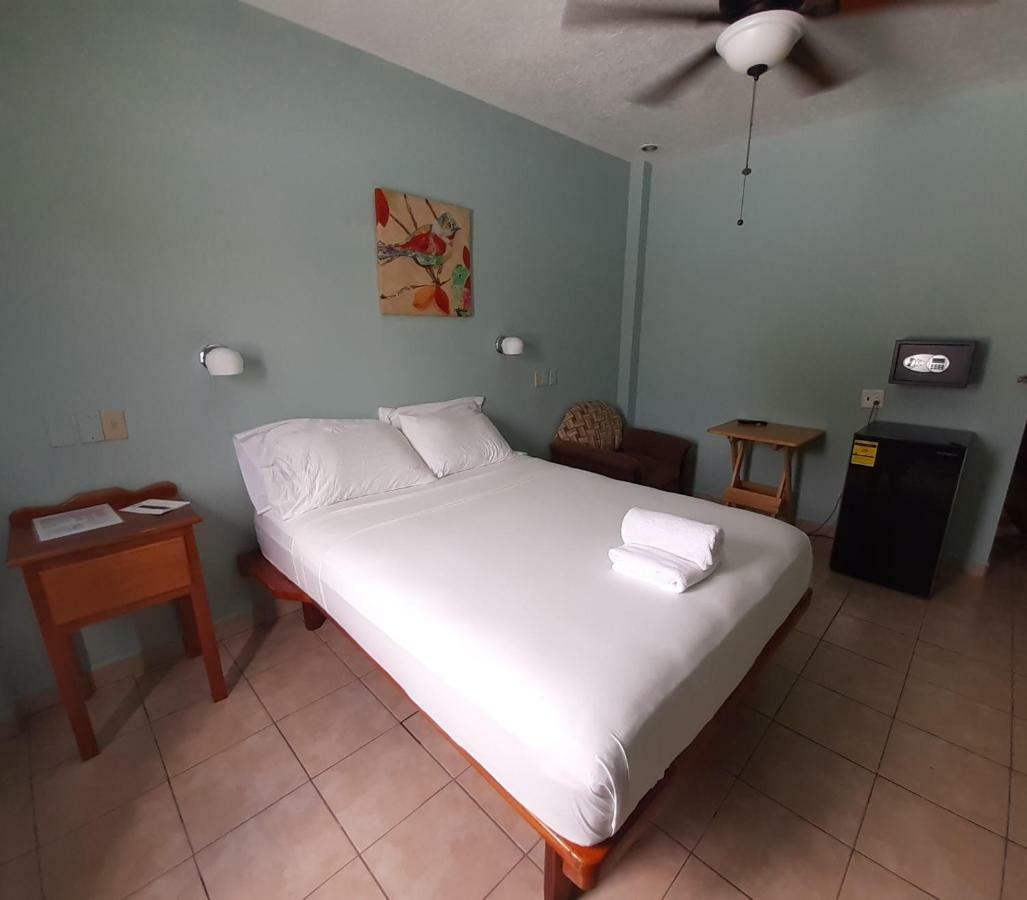 Maya Bella Downtown Hotel San Ignacio Kültér fotó